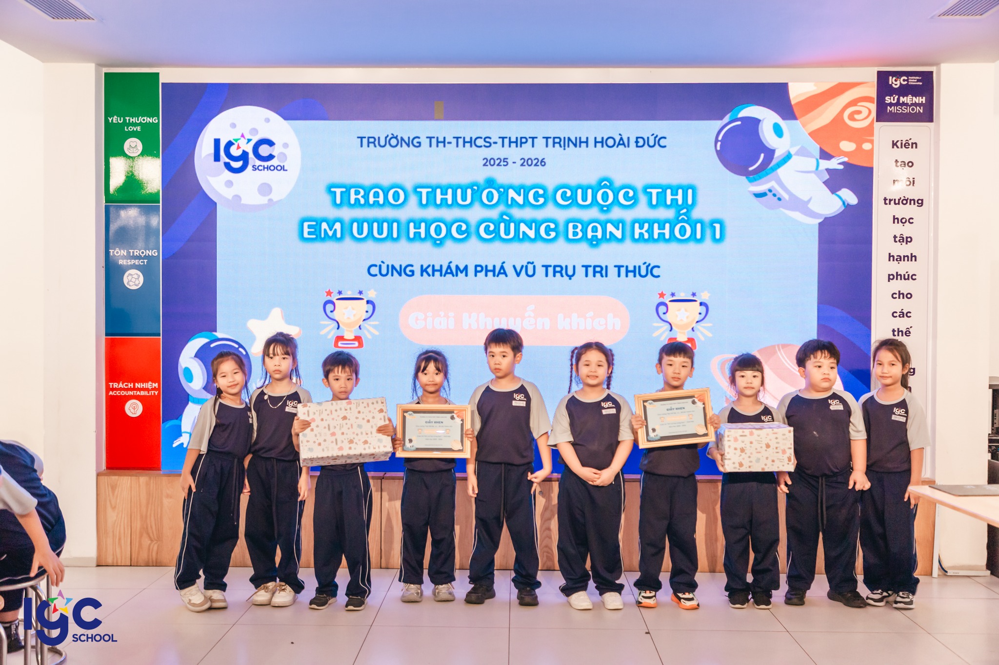 Hoạt động lớp 1